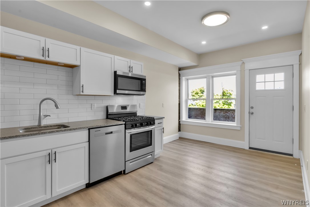 466 W Ferry Buffalo, NY 14213 - Photo 40 of 48