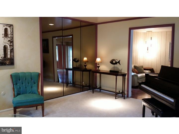 912 Tannerie Run Road Ambler, PA 19002 - Photo 6 of 24 Living Room