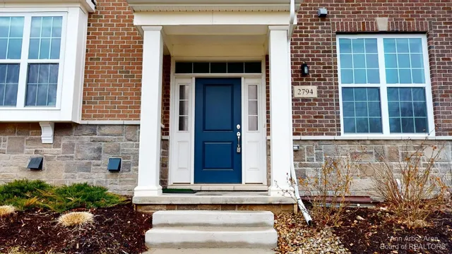 $3,800 | 2794 Ashcombe Dr., Ann Arbor, MI 48105