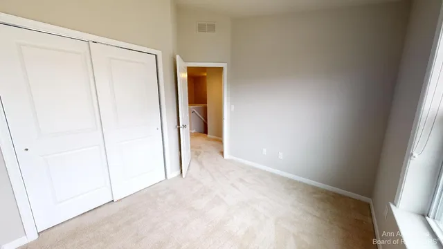 $3,800 | 2794 Ashcombe Dr., Ann Arbor, MI 48105