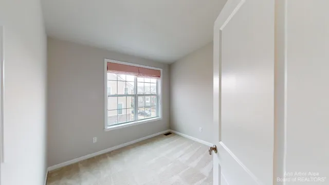 $3,800 | 2794 Ashcombe Dr., Ann Arbor, MI 48105