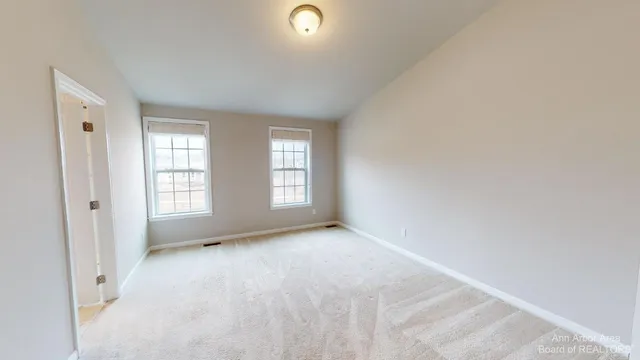 $3,800 | 2794 Ashcombe Dr., Ann Arbor, MI 48105