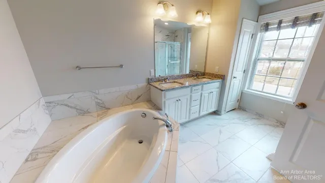 $3,800 | 2794 Ashcombe Dr., Ann Arbor, MI 48105