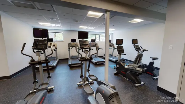 $3,800 | 2794 Ashcombe Dr., Ann Arbor, MI 48105