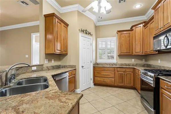 $454,900 | 633 Ave De Bellevue, Covington, LA 70433