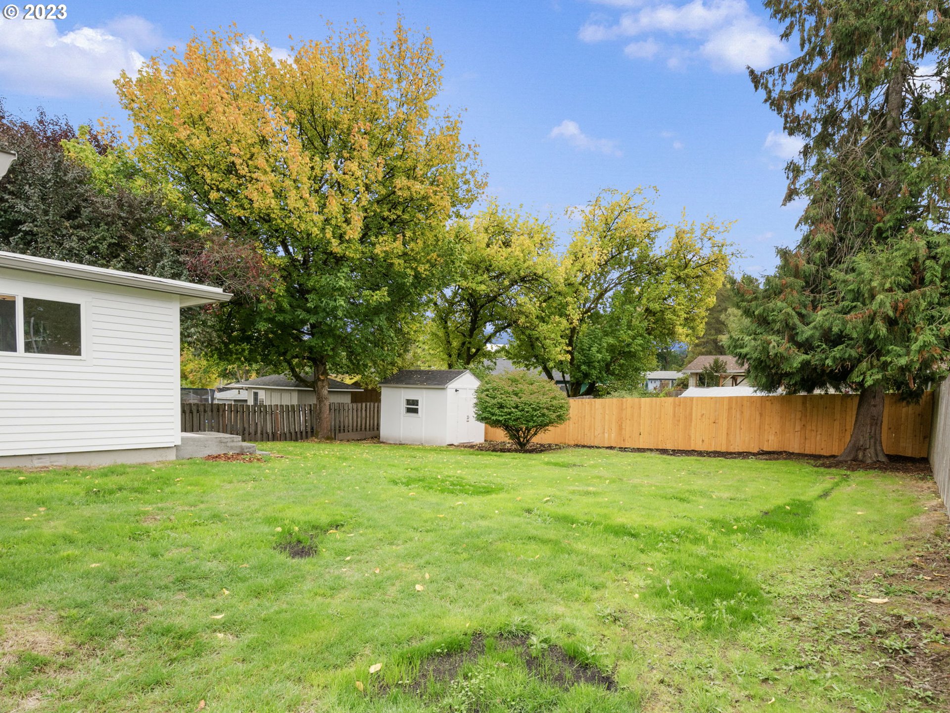19666 Southwest Deepwell Court Beaverton, OR 97078 - Photo 34 of 41 Gallery Image 34