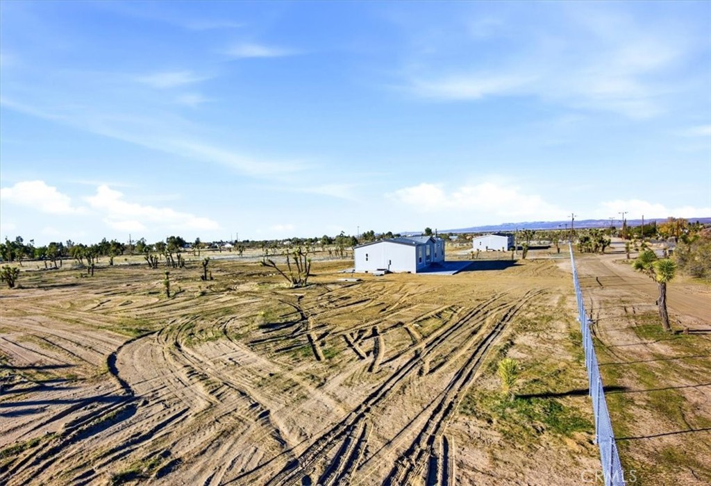 12012 Lager Road Phelan, CA 92371 - Photo 4 of 35