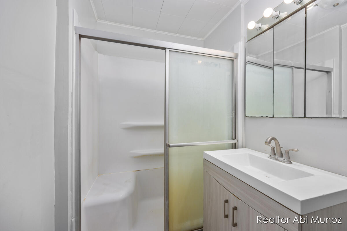 501 West Fenwick Road Fenwick, MI 48834 - Photo 10 of 21 IMG_1009