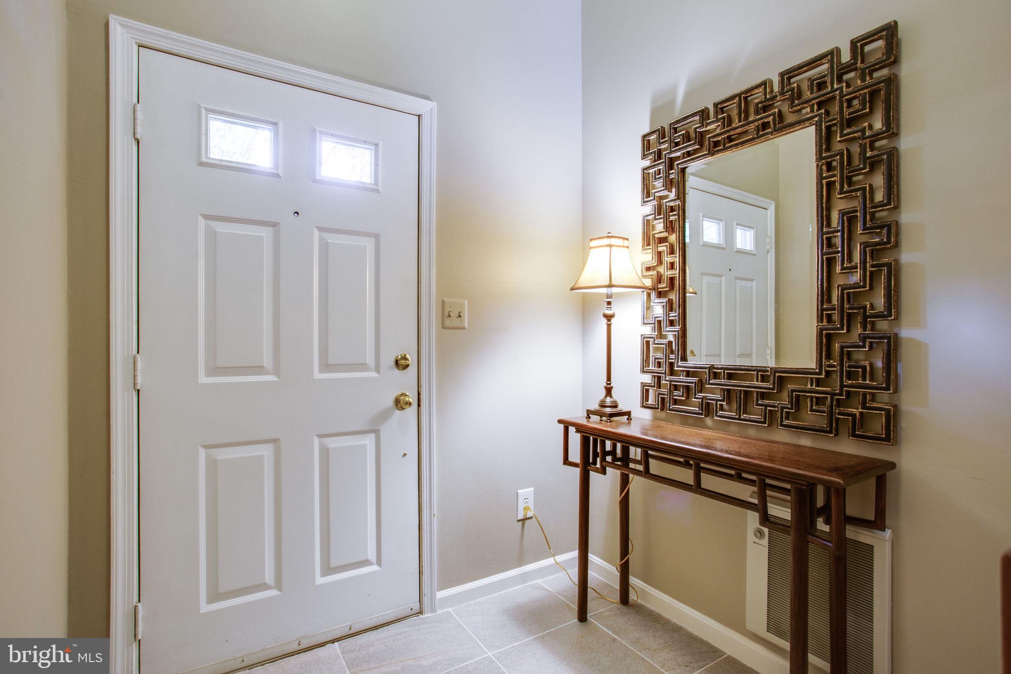 11218 Harbor Court Reston, VA 20191 - Photo 3 of 41 Welcoming Entry w/Ceramic Tile