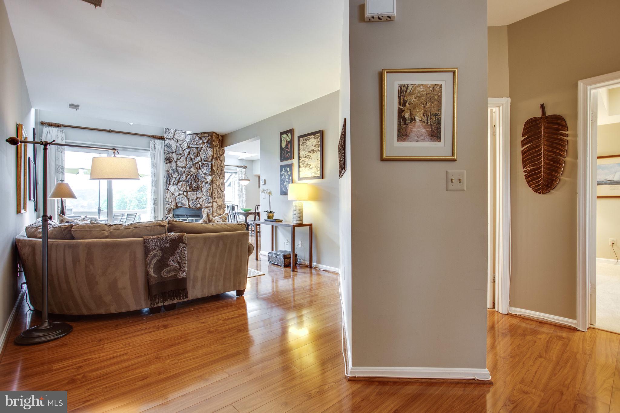 11218 Harbor Court Reston, VA 20191 - Photo 41 of 41 Open Floor Plan