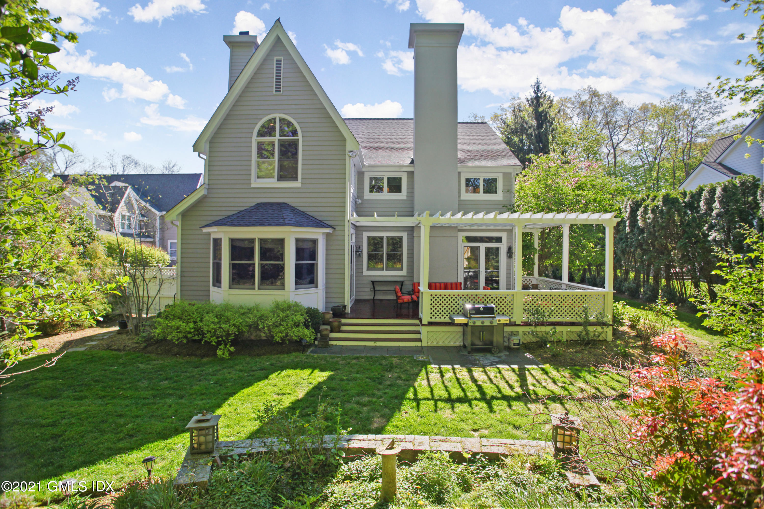 47 Harding Road Old Greenwich, CT 06870 - Photo 20 of 26 47 Harding Rd Greenwich CT-print-058-060