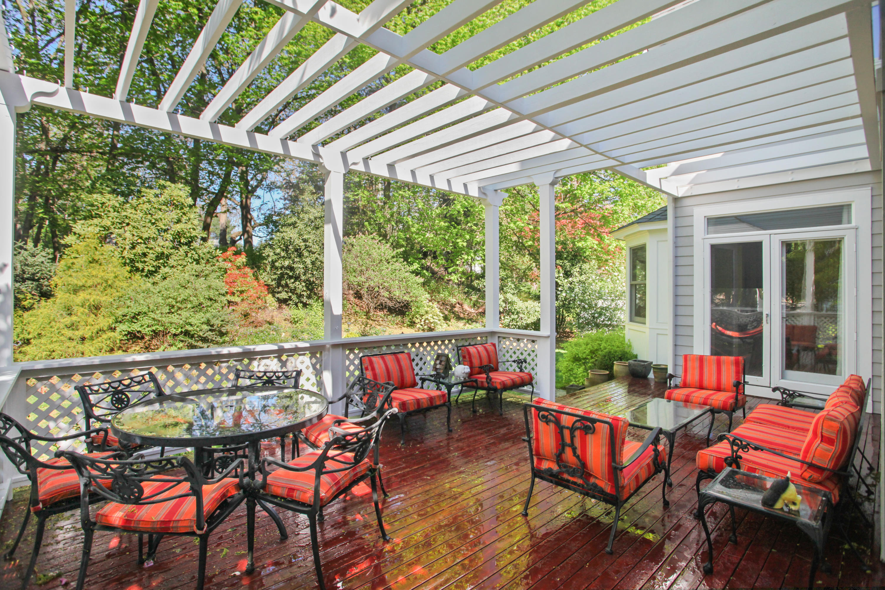 47 Harding Road Old Greenwich, CT 06870 - Photo 21 of 26 47 Harding Rd Greenwich CT-print-062-065