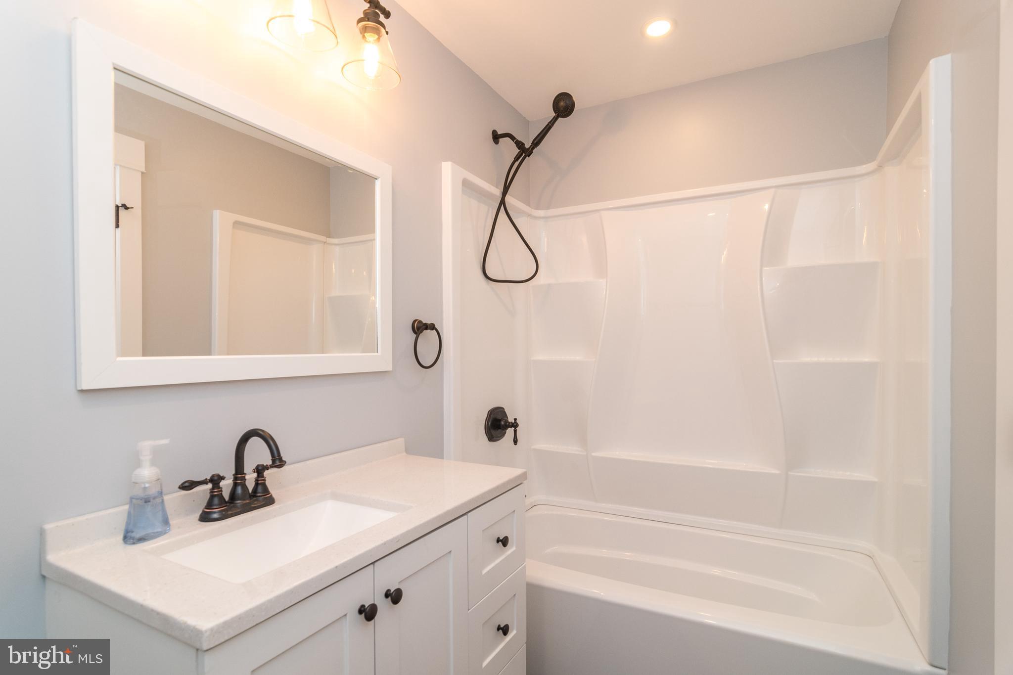 39 Valley Road Warminster, PA 18974 - Photo 13 of 20 Hall Bath