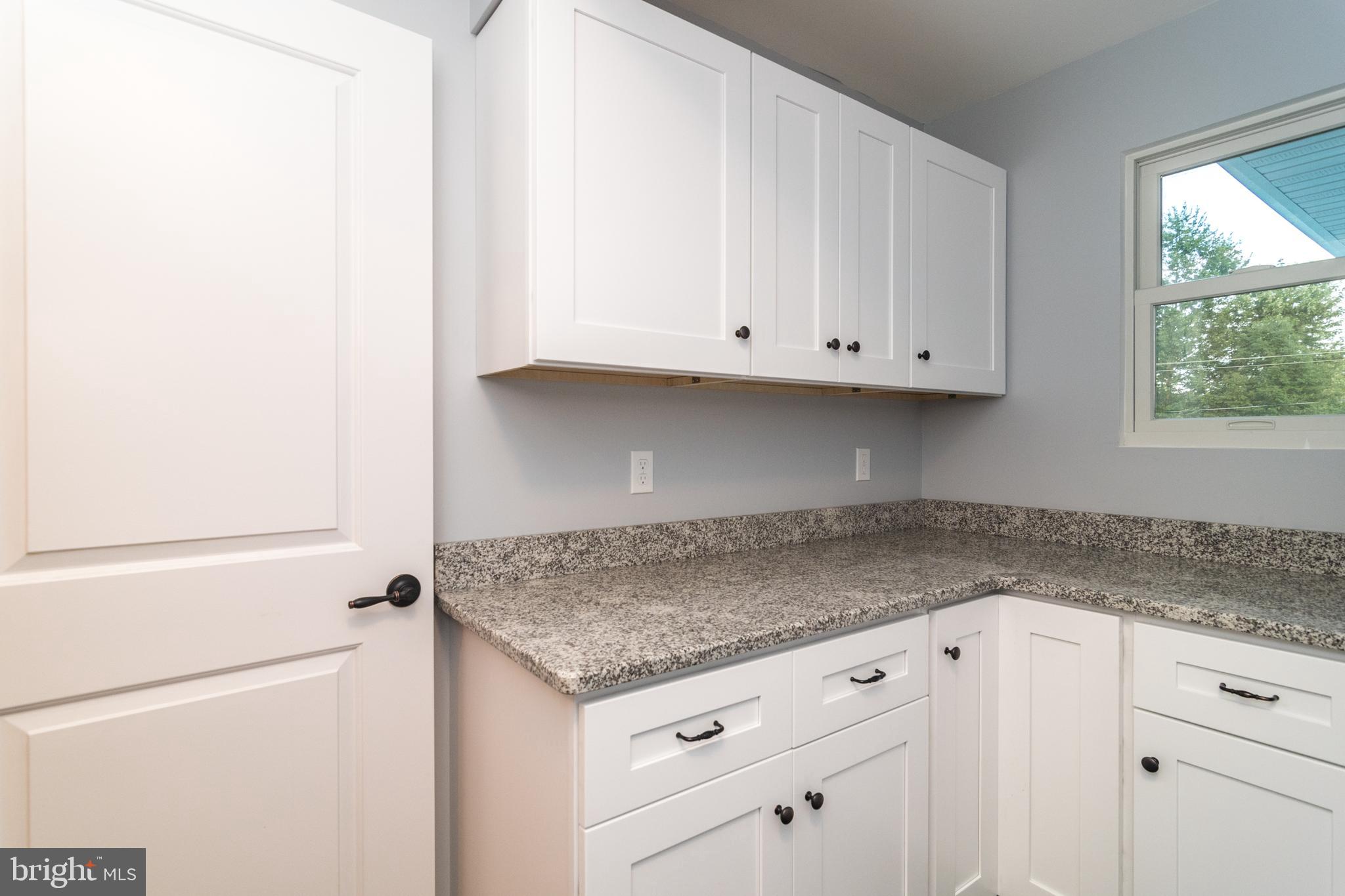 39 Valley Road Warminster, PA 18974 - Photo 15 of 20 Laundry Room