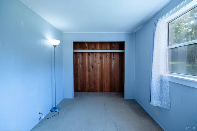 $192,999 | 1214 Hawks Nest Lane, Moneta, VA 24121