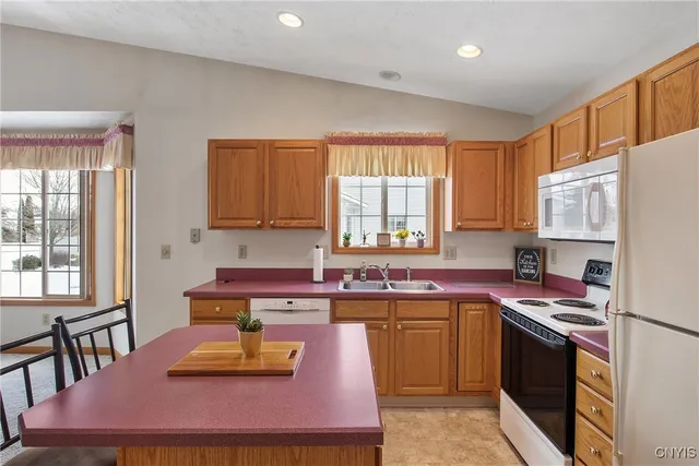 $289,900 | 3589 Redhead Terrace, Clay, NY 13090