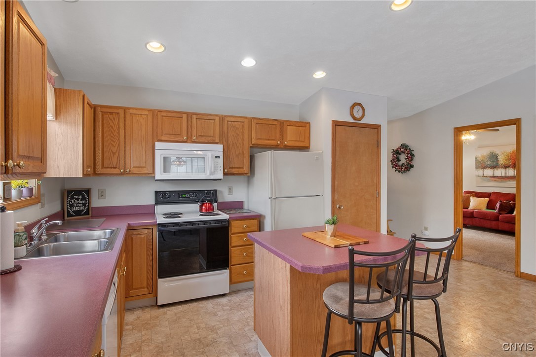 3589 Redhead Terrace Clay, NY 13090 - Photo 10 of 33