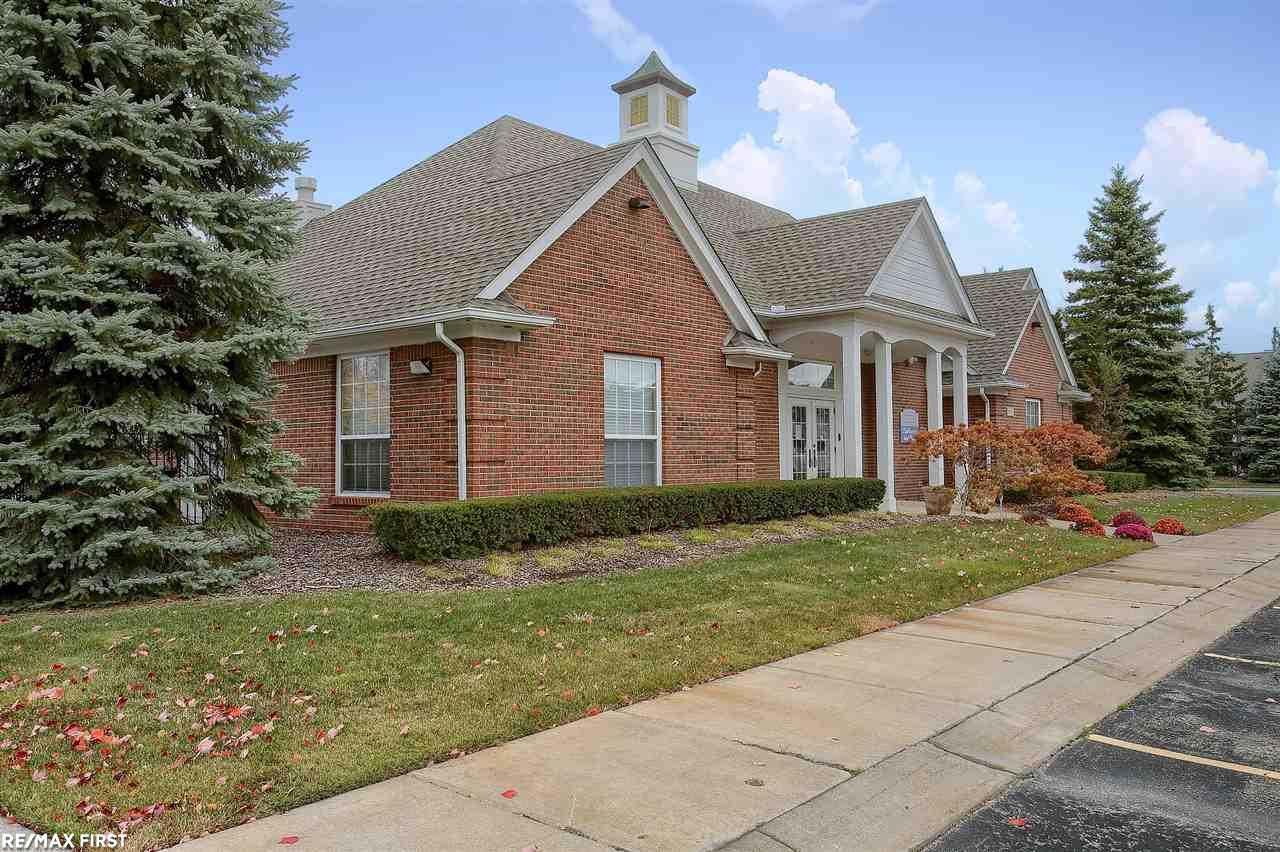 46003 Rhodes Drive Macomb, MI 48044 - Photo 25 of 26 50028162-24.JPG