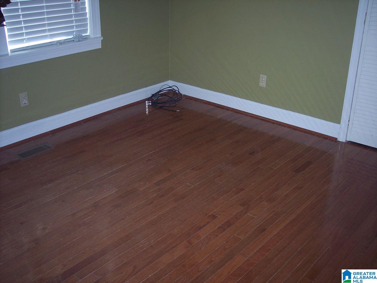 804 11th Street Northeast Jacksonville, AL 36265 - Photo 14 of 50