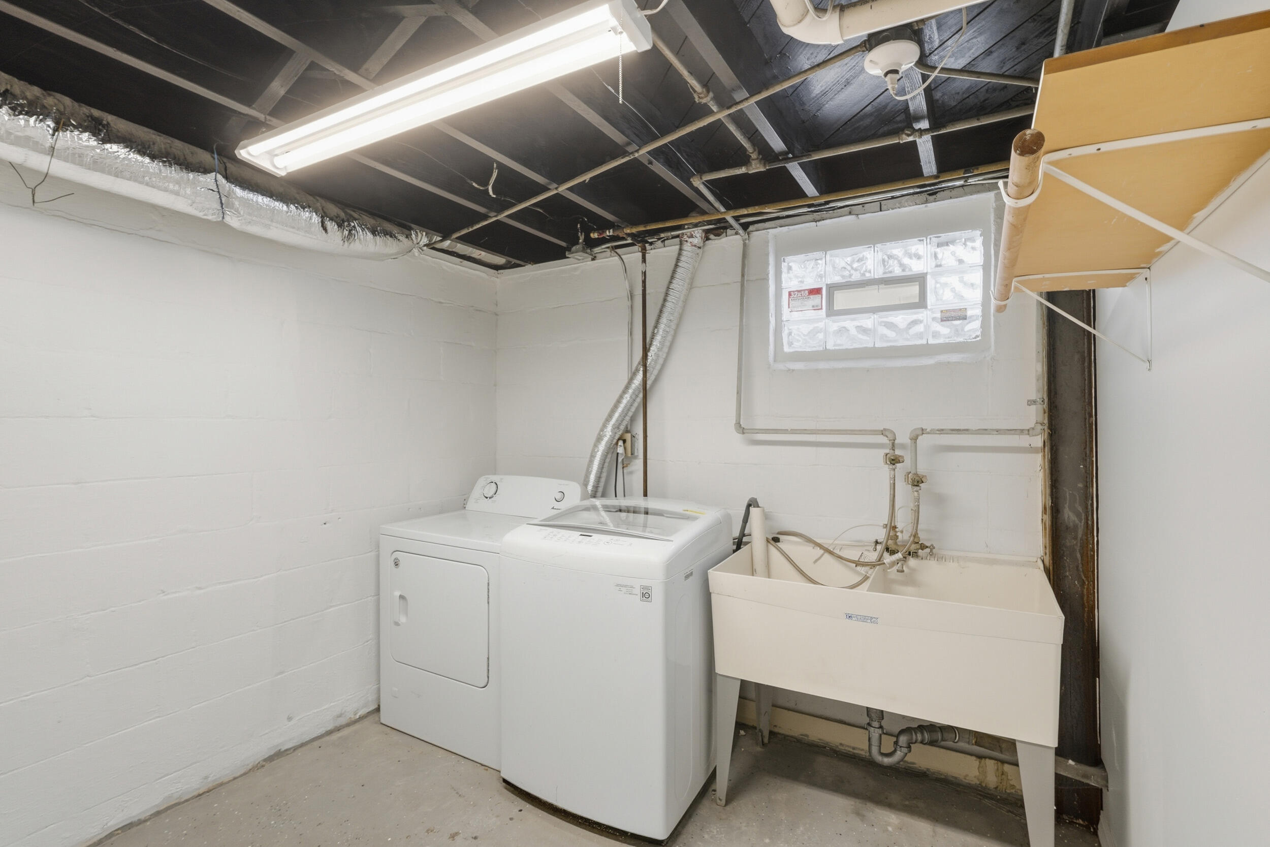 12 Sunset Road Merrillville, IN 46410 - Photo 18 of 24 2500x1667