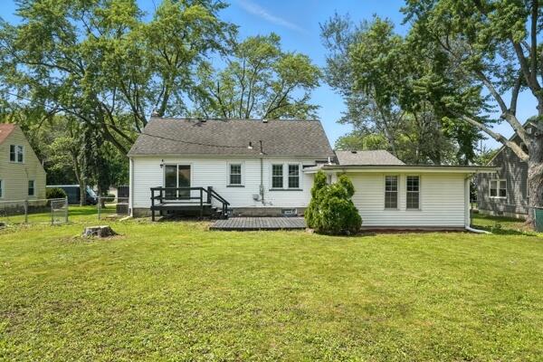 12 Sunset Road Merrillville, IN 46410 - Photo 3 of 24 600x400