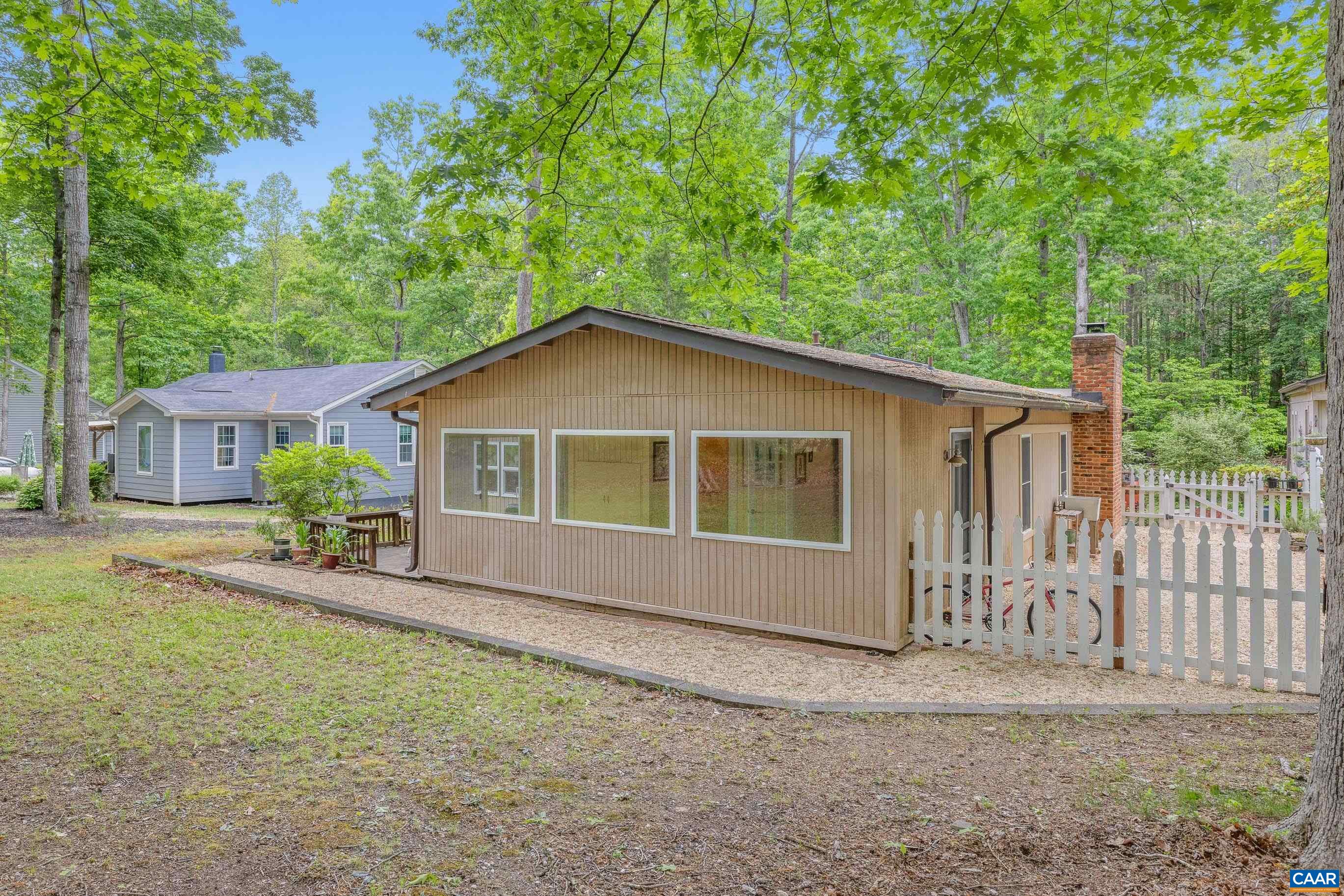 9 Glen Burnie Road Palmyra, VA 22963 - Photo 11 of 45