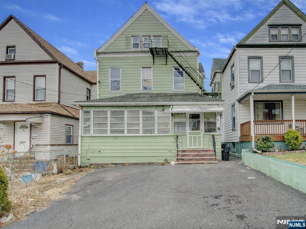 21 High Street Passaic, NJ 07055 - Photo 1 of 10