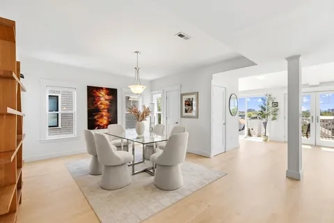 $1,399,900 | 9 Greene Street, Unit 2, Somerville, MA 02143