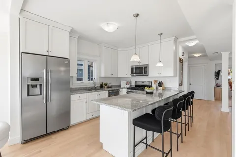 $1,399,900 | 9 Greene Street, Unit 2, Somerville, MA 02143