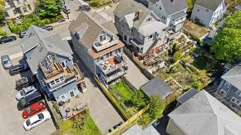 $1,399,900 | 9 Greene Street, Unit 2, Somerville, MA 02143