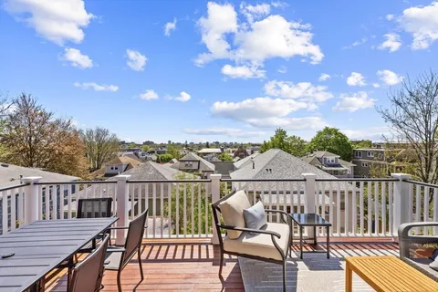 $1,399,900 | 9 Greene Street, Unit 2, Somerville, MA 02143