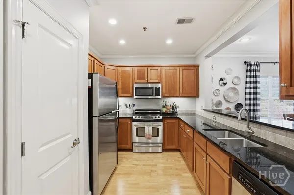 $350,000 | 125 Wood Lake Drive, Unit 305, Athens, GA 30606
