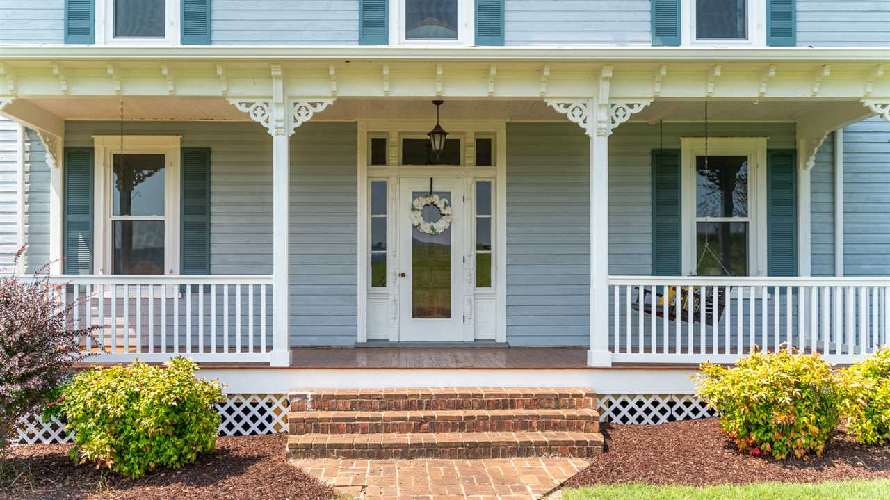 227 Baynes Road Waynesboro, VA 22980 - Photo 7 of 49 a front view of a house