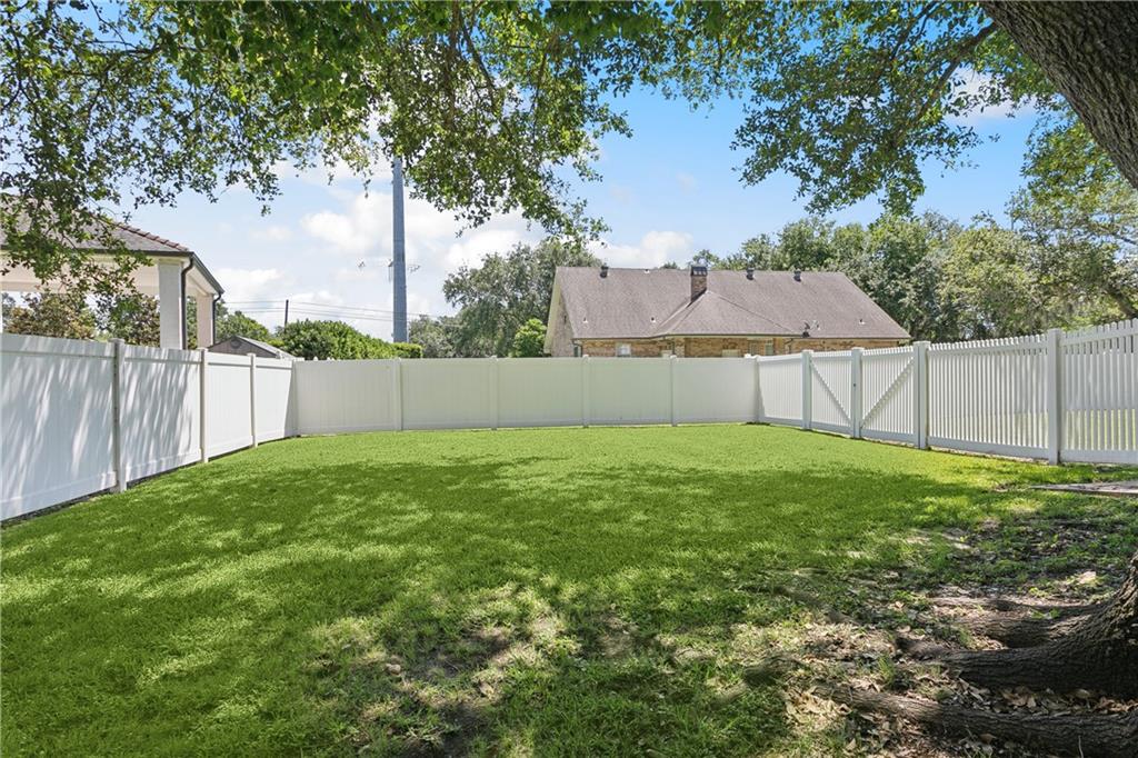 126 Rue Acadian Belle Chasse, LA 70037 - Photo 34 of 38