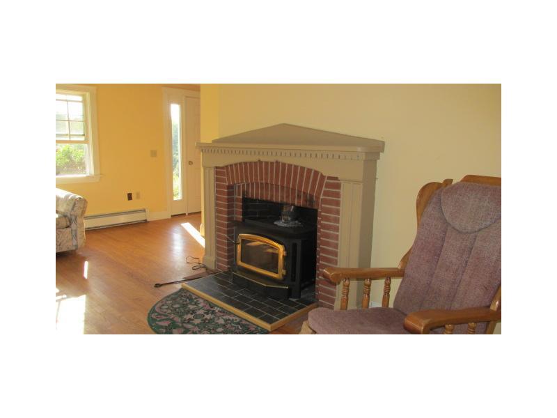 298 Howard Road Searsmont, ME 04973 - Photo 13 of 27 Laundry Room/Area.