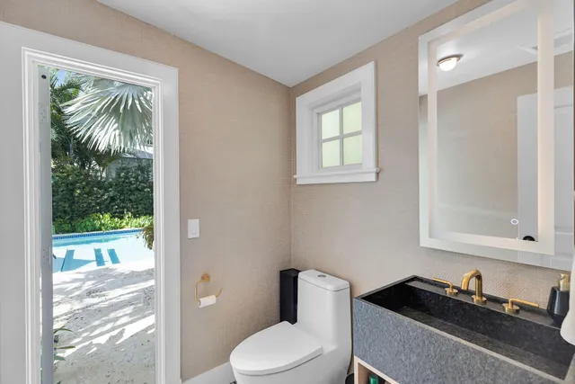 $6,750,000 | 411 Louisa Street, Key West, FL 33040