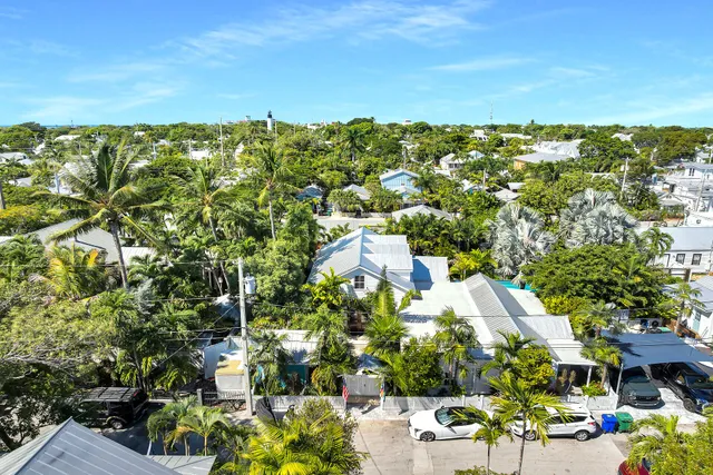 $6,750,000 | 411 Louisa Street, Key West, FL 33040