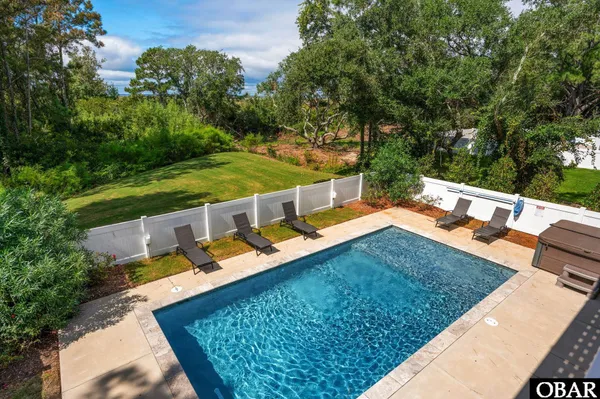 $1,600,000 | 768 Hunt Club Drive, Corolla, NC 27927