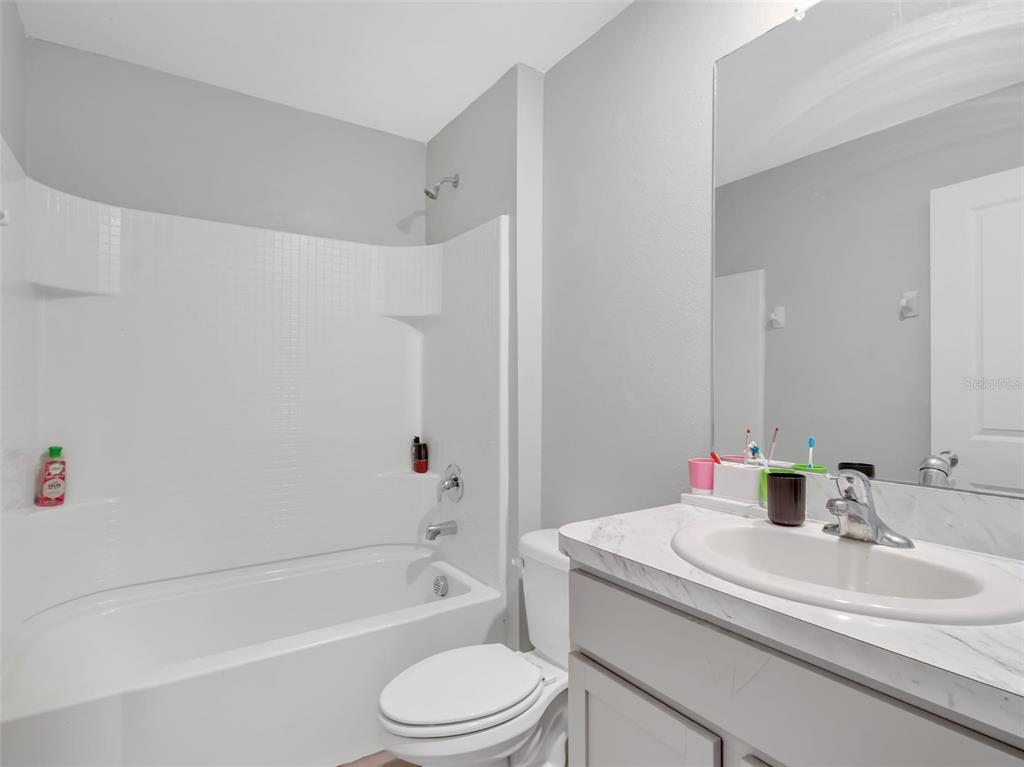 16636 Windmill Forge Pass Wimauma, FL 33598 - Photo 5 of 23