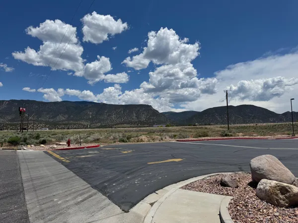 $2,893,255 | 4.92-ac 4.92-ac 3000th Street North, Cedar City, UT 84721