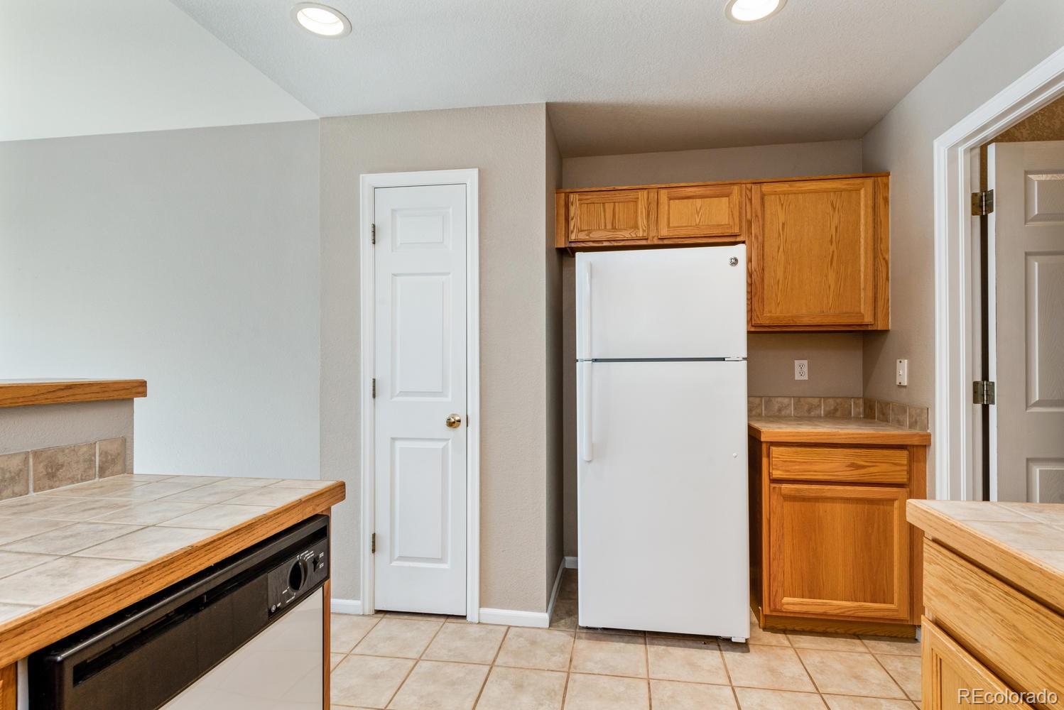 9435 Crossland Way Highlands Ranch, CO 80130 - Photo 9 of 22 Gallery Image 9