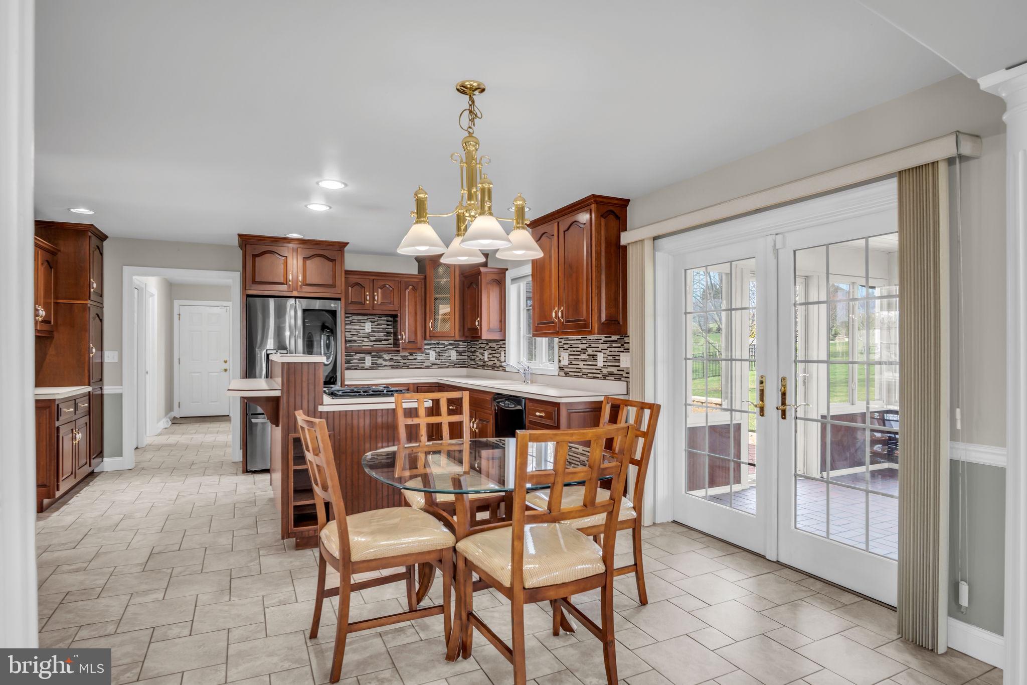 1325 Pheasant Run Road Middletown, PA 17057 - Photo 12 of 53