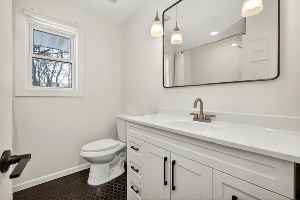 $589,900 | 10920 Oak Knoll Terrace North, Hopkins, MN 55305