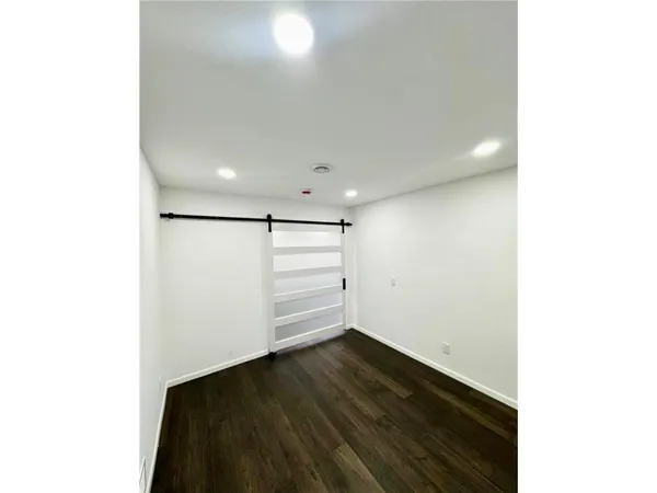 $589,900 | 10920 Oak Knoll Terrace North, Hopkins, MN 55305