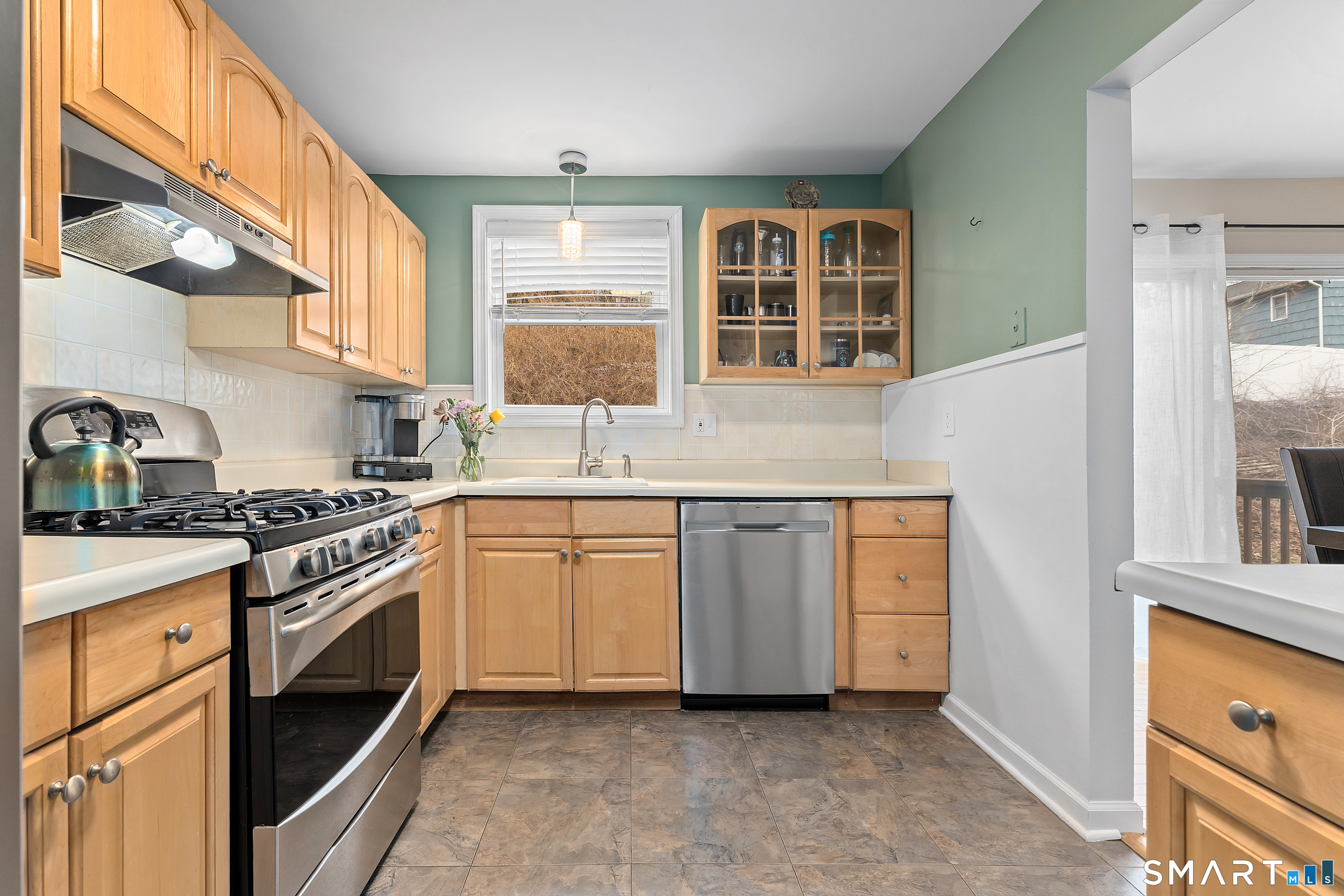 14 Valley Road Danbury, CT 06811 - Photo 12 of 32