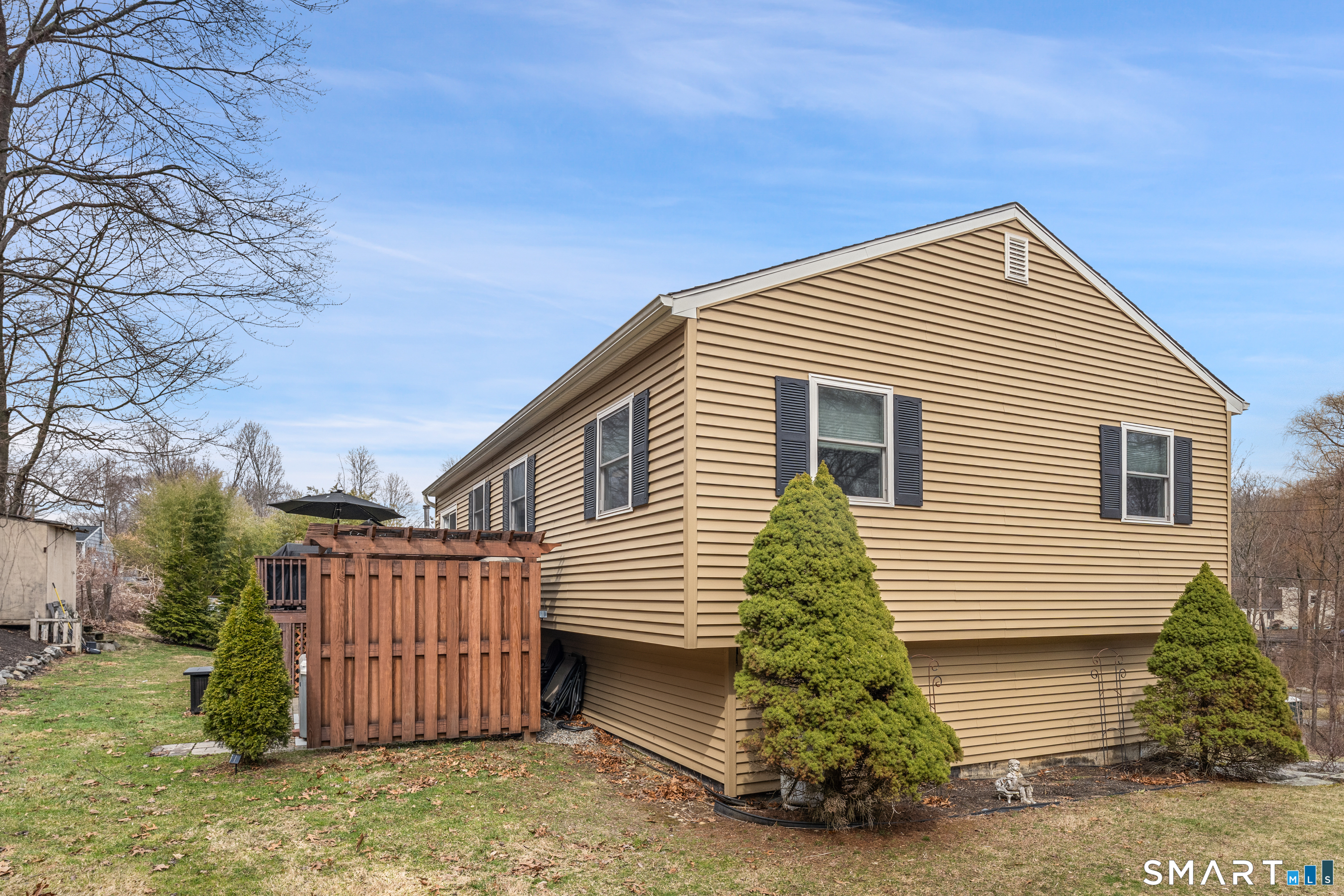 14 Valley Road Danbury, CT 06811 - Photo 28 of 32