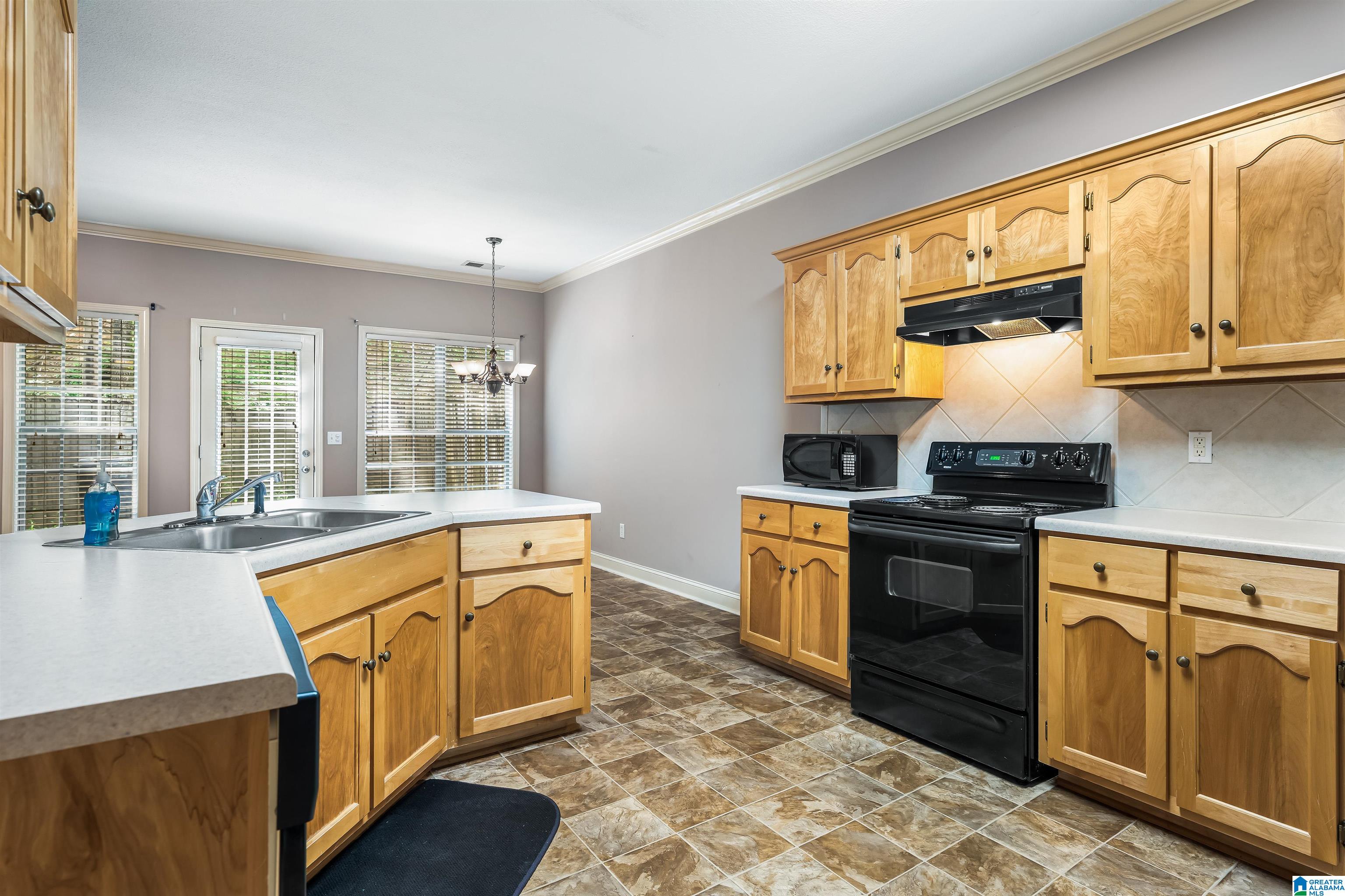 553 Hackberry Ridge Trace Birmingham, AL 35226 - Photo 9 of 30