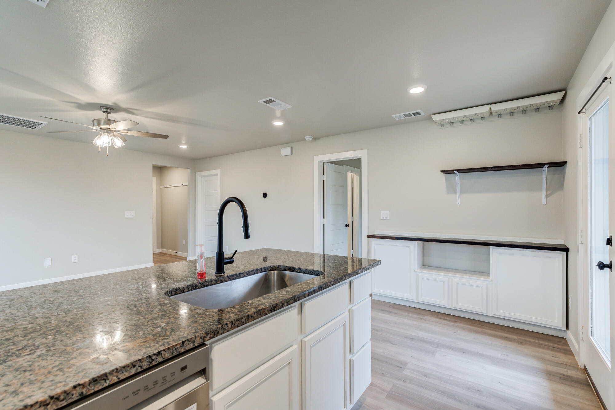 3003 Aberdeen Avenue Wolfforth, TX 79382 - Photo 8 of 12 Breakfast bar