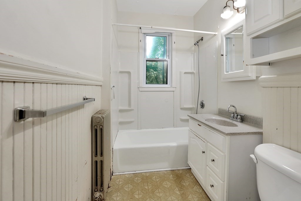 28 Pinedale Road Boston, MA 02131 - Photo 8 of 36 Gallery Image 8