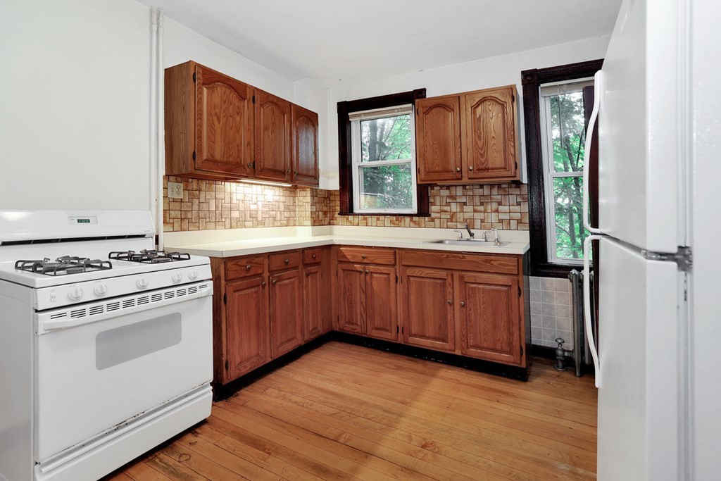 28 Pinedale Road Boston, MA 02131 - Photo 10 of 36 Gallery Image 10